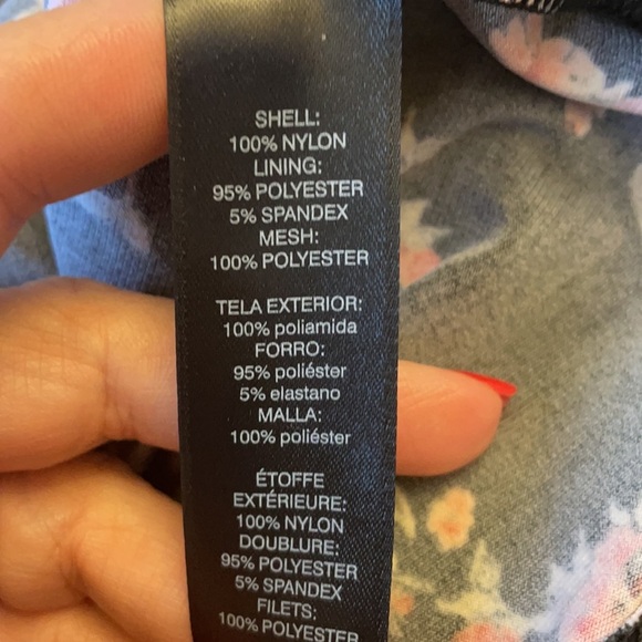 NWOT WHBM Floral print / mesh dot / blouse tiered bell sleeves stretch Small - Picture 9 of 12